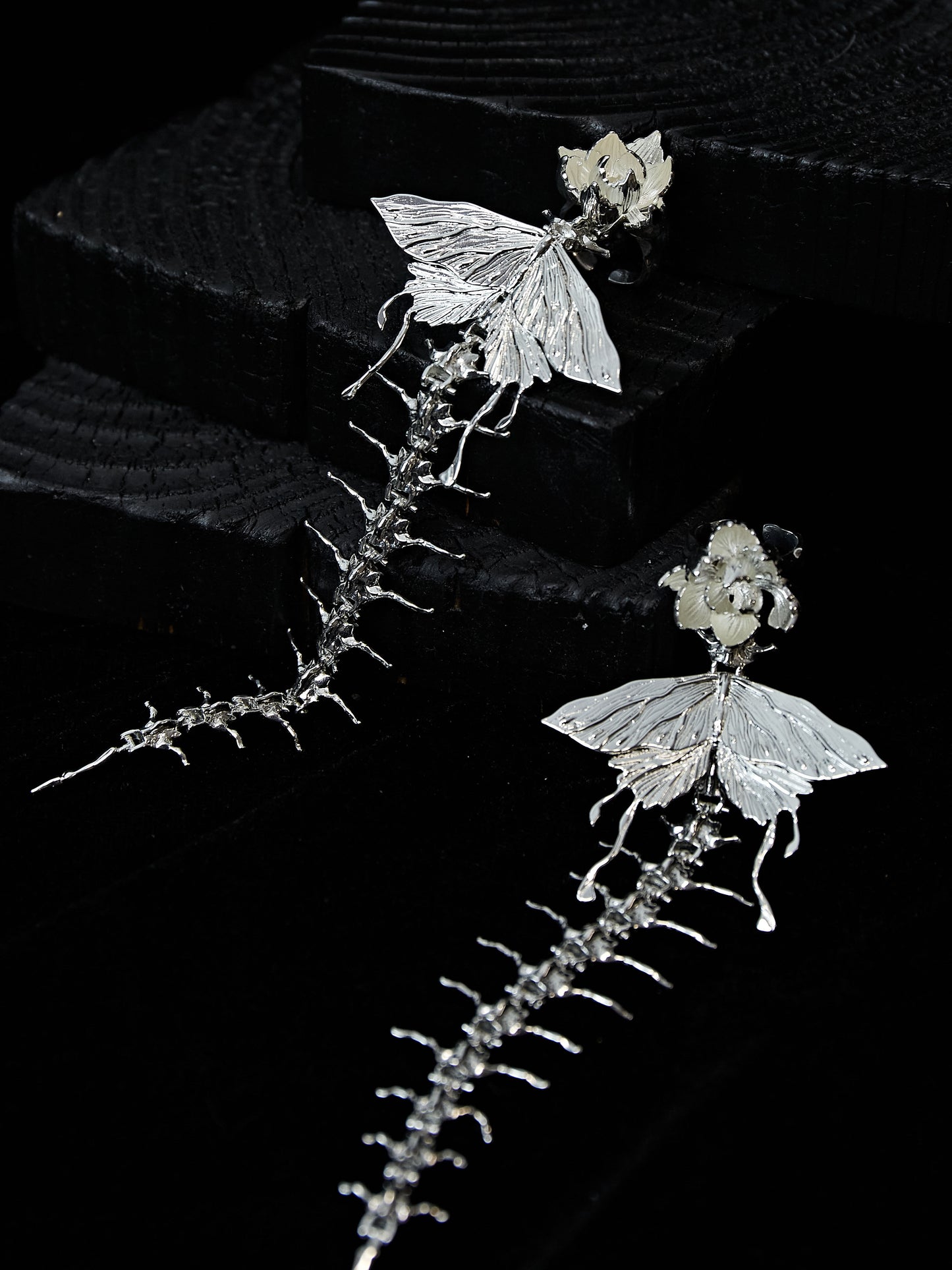 Art in Motion: The Ethereal Iris Butterfly Skeletal Ring for the Bold Soul