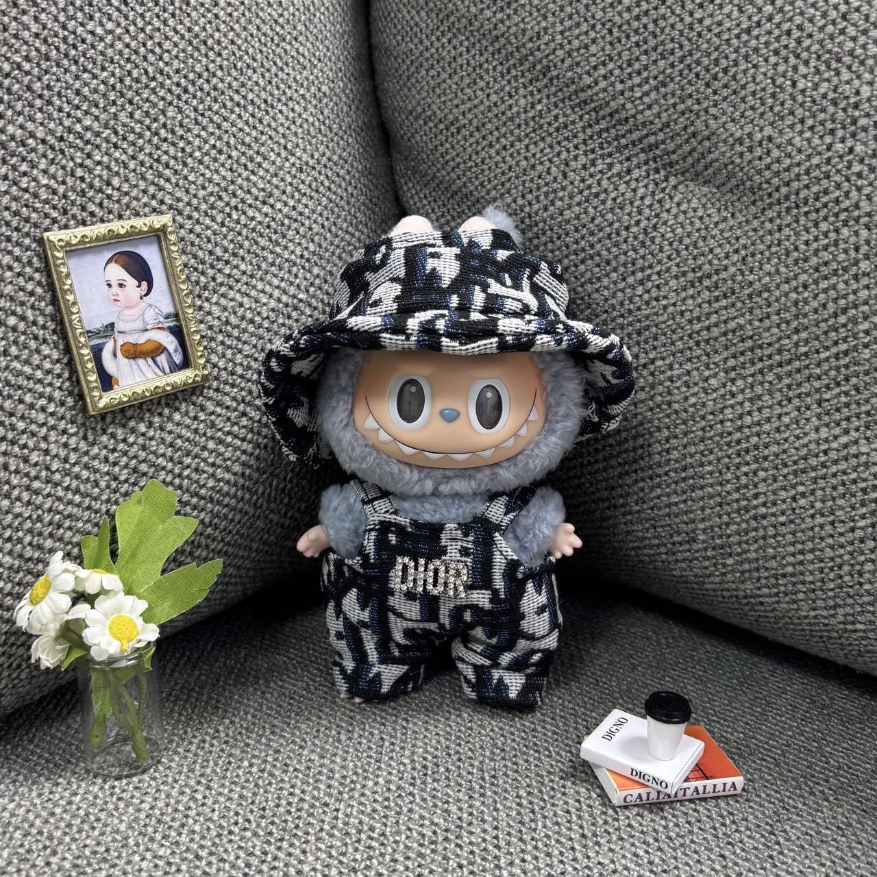 POP MART Labubu（17cm） Luxury style Clothes Set【NO DOLLS！NO BAGS！】